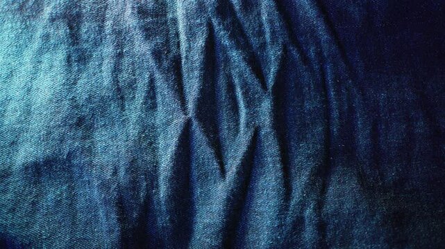 Honeycombs are wear patterns that appear on the back of the knees of raw denim.