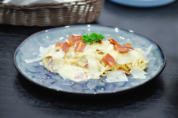 pasta or pasta carbonara or spaghetti or spaghetti carbonara