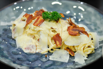 pasta or pasta carbonara or spaghetti or spaghetti carbonara
