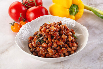 Black eye beans wutg tomato sauce