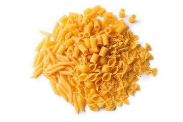 Pasta mista ripresa dall'alto e isolata su fondo bianco, cibo italiano 