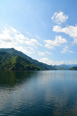 夏の奥只見湖（新潟県）