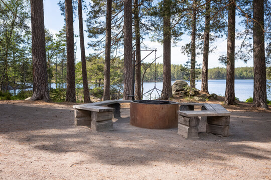 Schweden Grillplatz See B&auml;ume Natur