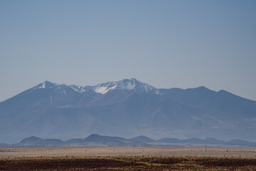 Meteor Crater Rd,  Winslow, Navajo County, Arizona. 	Humphreys Peak, SSan Francisco volcanic field
