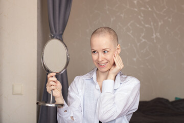 Female Cancer Patient Reflects on Identity After Shaving Head