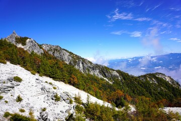 南アルプス　鳳凰三山　紅葉の地蔵岳