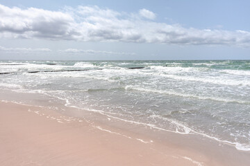 ein windiger Tag am Meer - Ostsee