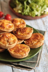 mini quiche à l'oignon