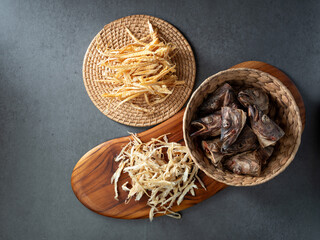 Dried pollack head, various types of dried pollack