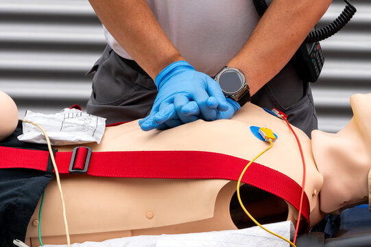 CPR under realistic conditions. This firefighter drill focuses on CPR – a life-saving skill that must be practiced regularly.