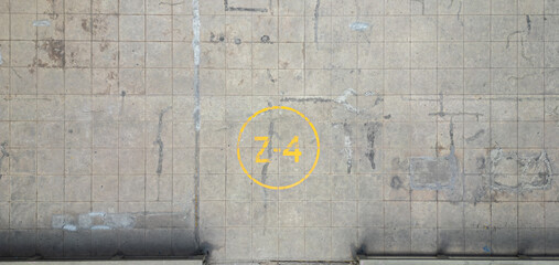 Aerial photograph taken with a drone of a yellow circle with the inscription “Z-4.”