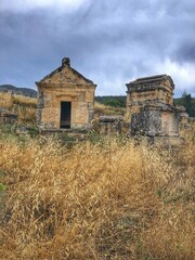 Fototapeta premium old tomb 