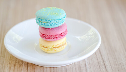 French colorful macarons
