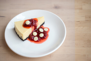 Raspberry cheesecake with raspberry sauce