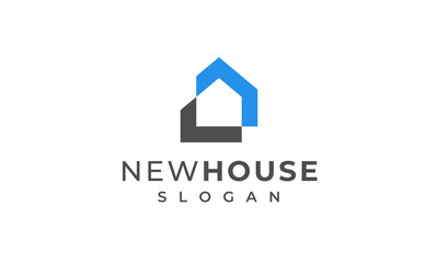 Fototapeta premium Modern House Logo Vector. Minimalist Real Estate Logo. Simple Home Architecture Line Design Template.