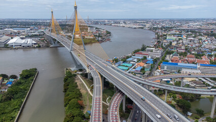 Fototapeta premium Samut Prakan-Lat Pho Park (Bangkok) , Bhumibol Bridge