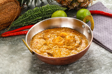 Indian prawn masala with spices