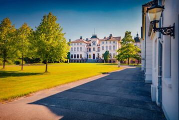 Fototapety na wymiar - Fototapeta24.pl