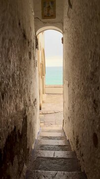 Narrow passage leading to Miquel Utrillo mirador in Sitges