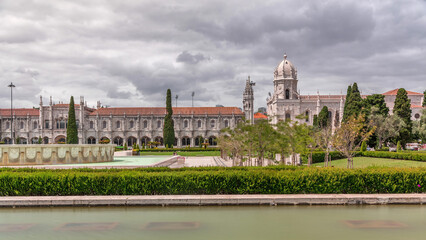 Fototapeta premium Empire Square timelapse hyperlapse, city square and park adjacent to the Jeronimos Monastery Lisbon, Portugal
