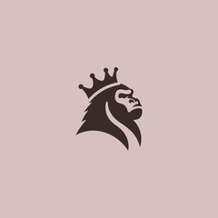 Obraz premium Crowned gorilla logo in bold and minimalist silhouette style.