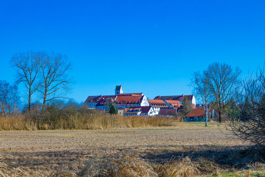 health resort Schlossklinik seen from the national park