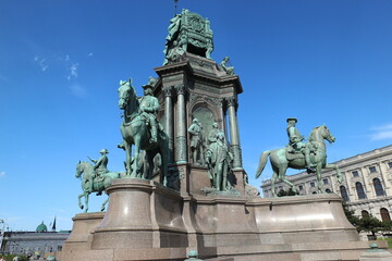 マリア・テレジア記念碑