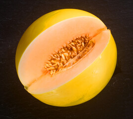 Honigmelone Viertel herausgeschnitten