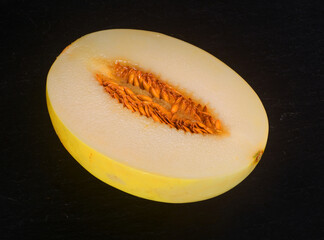 Haelfte Melone mit Kerngehause