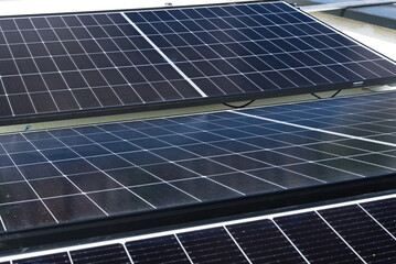 Stromerzeugung durch Photovoltaikanlage am Dach