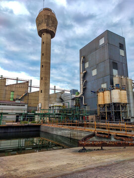 Conductos de la torre de refrigeraci&oacute;n 