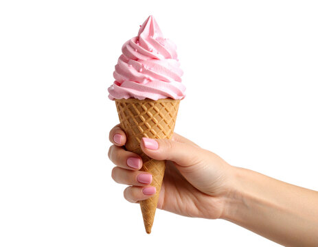 M&atilde;o segurando um delicioso sorvete de morango na casquinha. PNG fundo transparente