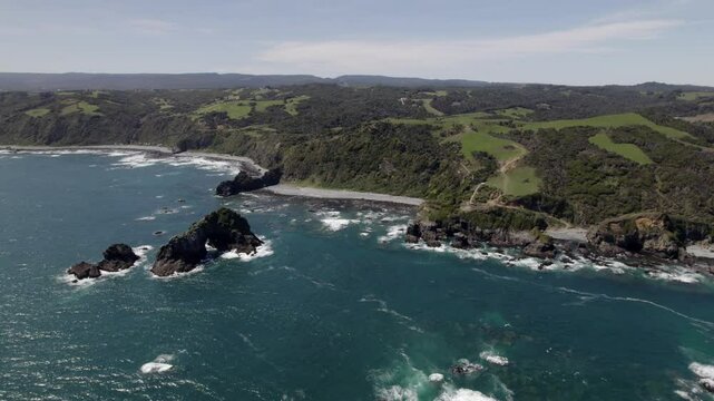 Vuelo de Drone de playa estaquilla en el sur de Chile