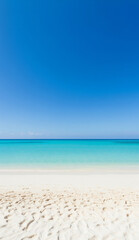 Obraz premium Natural paradise coast with shallow waves and relaxing seascape