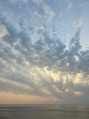 Background with natural beauty, dawn sky, beautiful clouds and seascape, Gangneung, South Korea - 자연의 아름다움, 새벽 하늘, 멋진 구름과 바다 풍경이 담긴 배경, 강릉, 한국