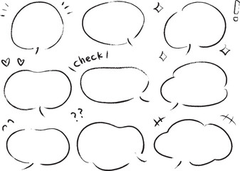 柔らかい形をした手書きの吹き出しのセットとあしらい