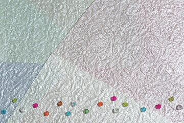 もみ紙とビーズを使った背景