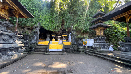 Hindu culture on display the the famous traditional Bat temple
