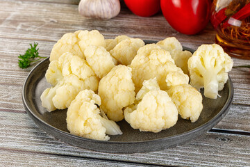 Vegan cuisine Steamed cauliflower cabbage