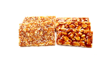 Peanut bars with sweet caramel