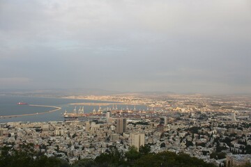 Fototapeta premium Haifa Bay and Cityscape from Above
