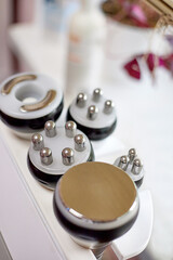 Cosmetology device for body tightening and slimming