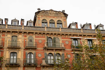 Historic architecture in Pamplona showcasing intricate details and vibrant colors