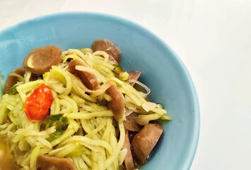 Homemade Zucchini Noodles with Sliced Meatballs