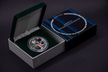 1000 yen coin commemorating the 50th anniversary of Amami Islands return to Japan. Suitable for...