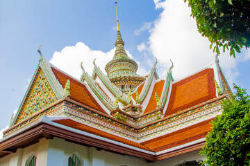 Fototapeta premium Wat Arun temple, one of landmark Chao Phraya river in Bangkok Thailand