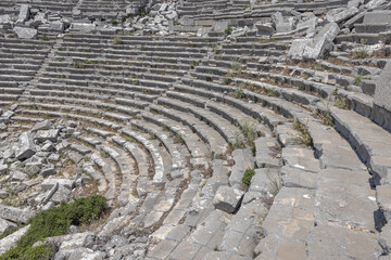 The amphitheater was built in the II century BC according to the classical Roman principle....