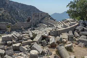 The amphitheater was built in the II century BC according to the classical Roman principle....