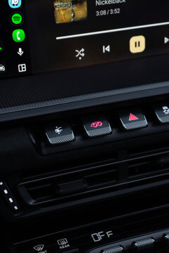 Porsche 911 center console control switches - Modern car cockpit technology