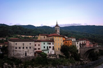 Obraz premium Kanal old town view by twilight, Slovenia
